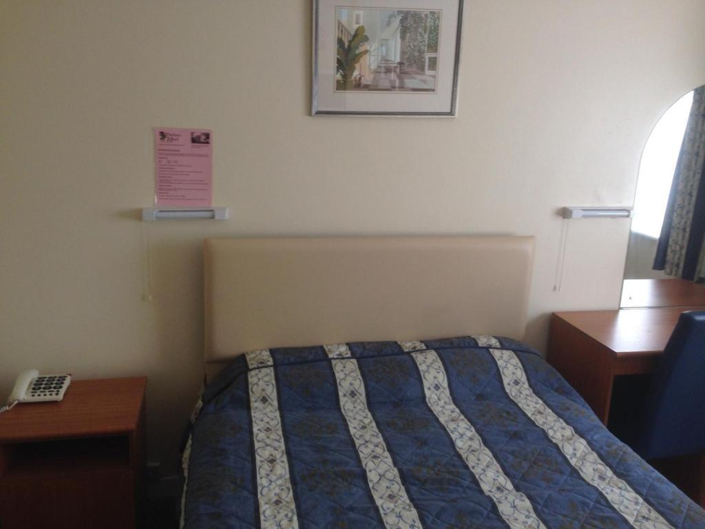 Elmhurst Hotel Reading Quarto foto